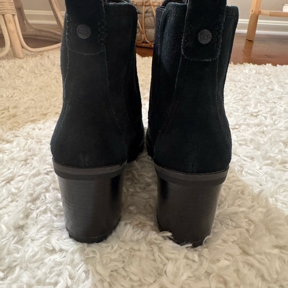Ugg Hazel Chelsea Boot - Picture 7 of 10